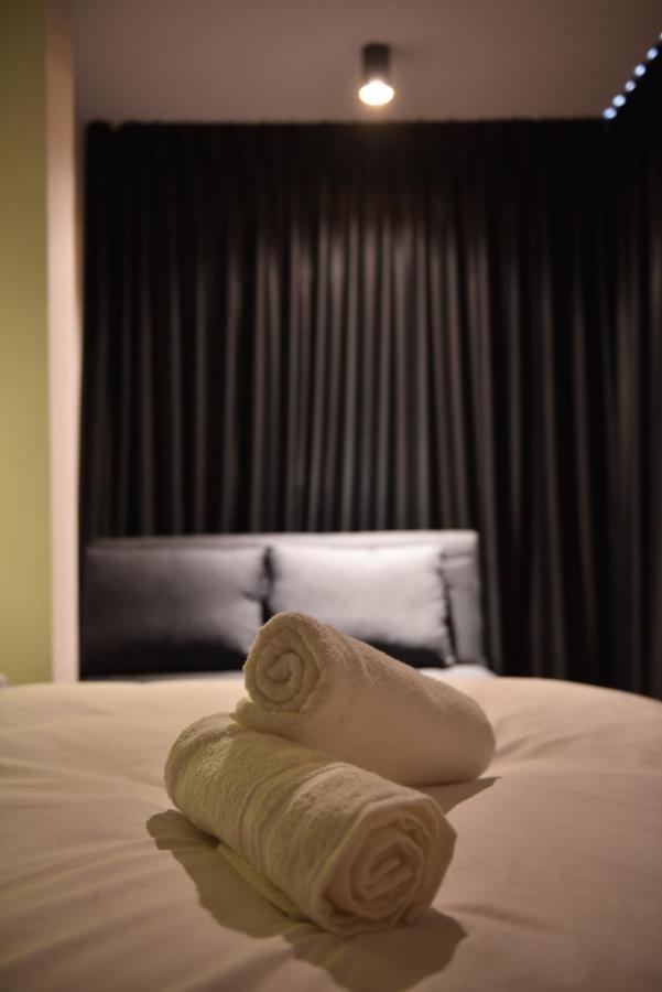 Selfie'S Boutique Hotel 티베리아 외부 사진