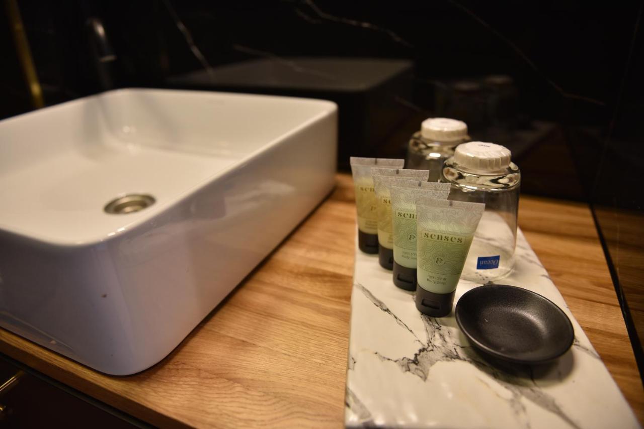Selfie'S Boutique Hotel 티베리아 외부 사진