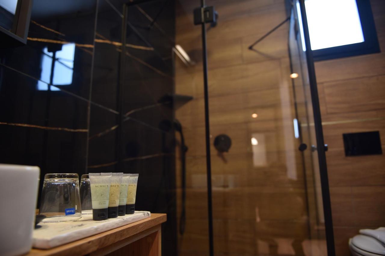 Selfie'S Boutique Hotel 티베리아 외부 사진