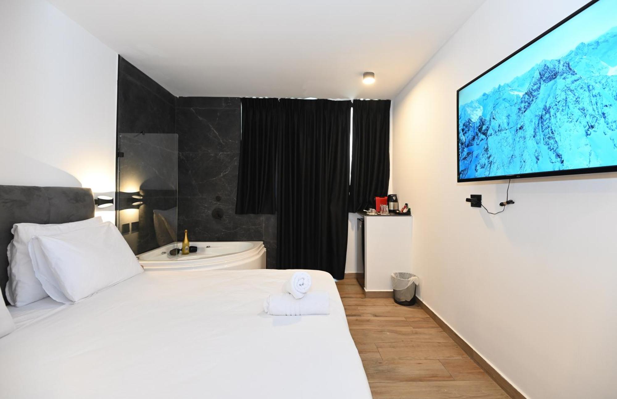 Selfie'S Boutique Hotel 티베리아 외부 사진