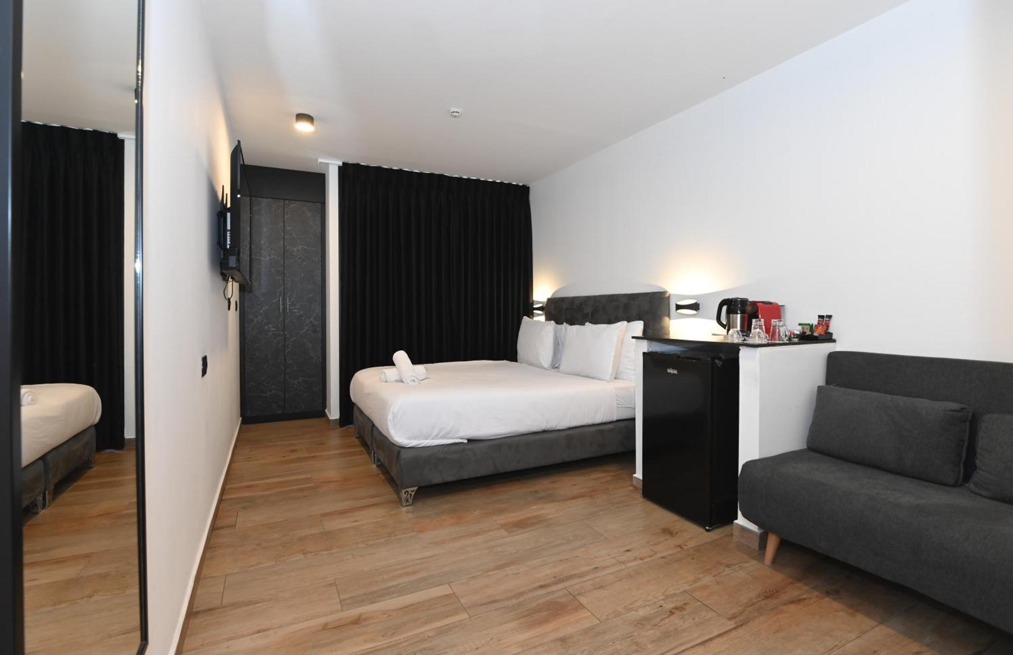 Selfie'S Boutique Hotel 티베리아 객실 사진